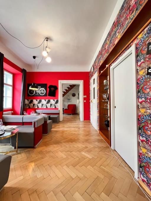 Fairytale Duplex - Billiard - Whirlpool - Home Cinema - Old Town Praga Esterno foto