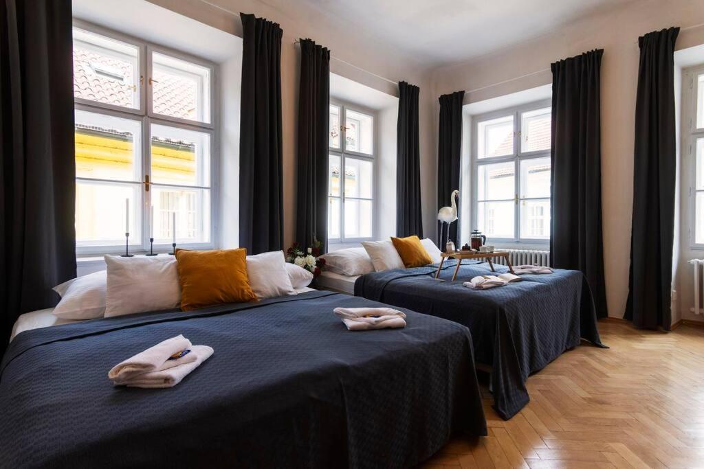 Fairytale Duplex - Billiard - Whirlpool - Home Cinema - Old Town Praga Esterno foto