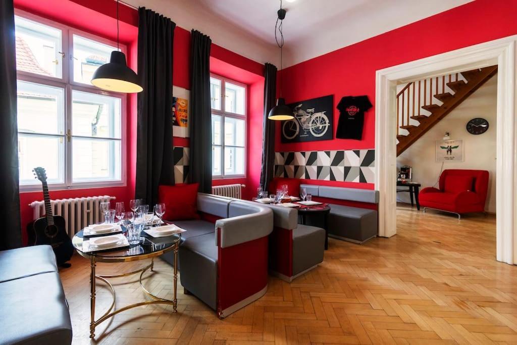 Fairytale Duplex - Billiard - Whirlpool - Home Cinema - Old Town Praga Esterno foto